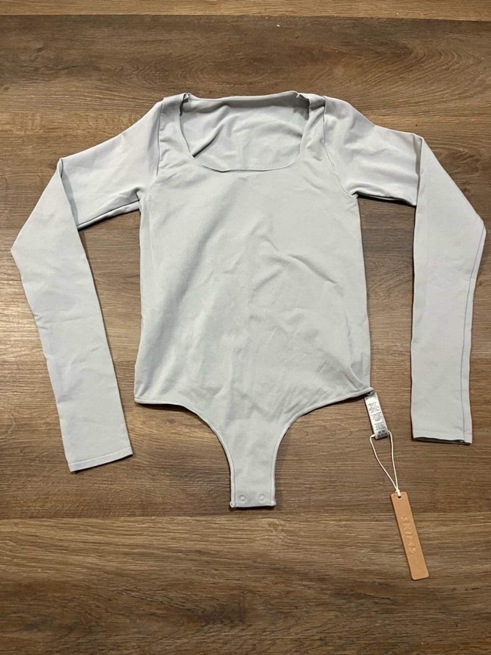 NWT SKIMS Essential Long Sleeve Scoop Neck Bodysuit | Gray | S/M